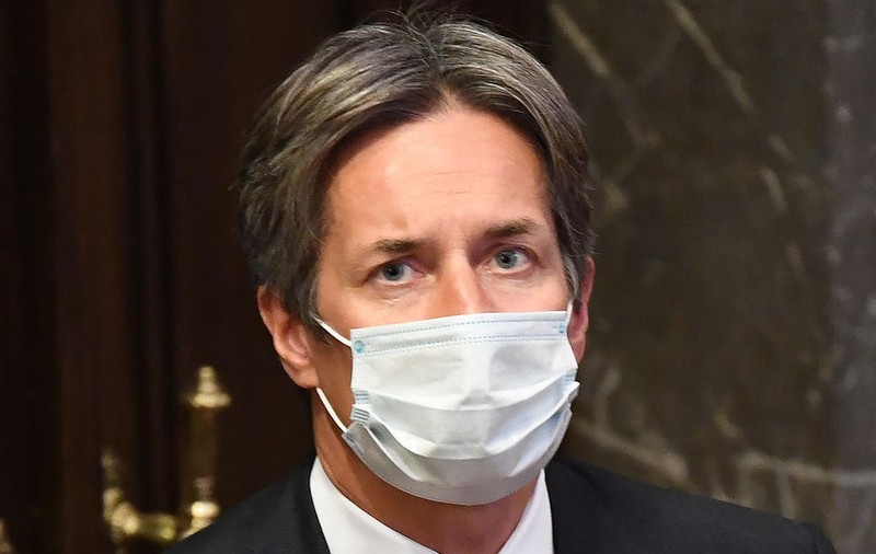 Fost ministru de finanţe austriac, condamnat la opt ani de închisoare pentru corupție. Prejudiciul se ridică la aproape 10 milioane de euro