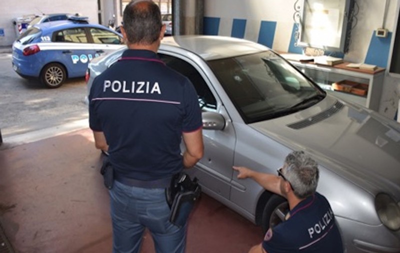 Doi frați români au fost împușcați în Italia de un traficant de droguri!