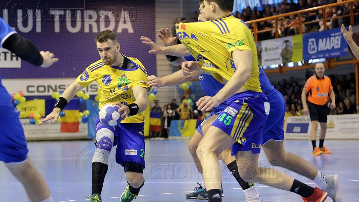 Semifinalele Challenge Cup la handbal masculin: Potaissa Turda a pierdut prima manșă din Islanda, 28-31 la IBV Vestmannaeyjar.
