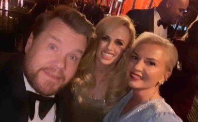 *EXCLUSIVE* West Hollywood, CA - Rebel Wilson and girlfriend Ramona Agruma gets into the Super Bowl spirit as she gathers with friends before heading to the game. Shot on 02/13/22. *UK Clients - Pictures Containing Children Please Pixelate Face Prior To Publication*,Image: 698430337, License: Rights-managed, Restrictions: , Model Release: no, Pictured: Rebel Wilson and Ramona Agruma, Credit line: Profimedia
