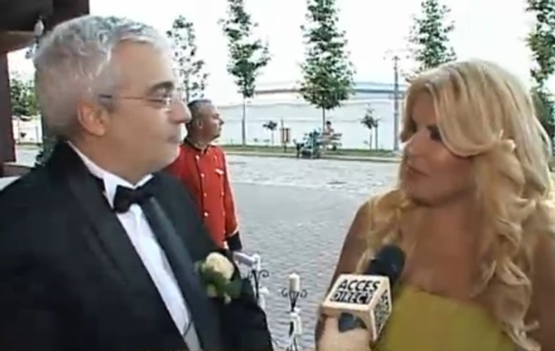 Elena Udrea, cu părul mai lung la nunta lui Cătălin Crişan