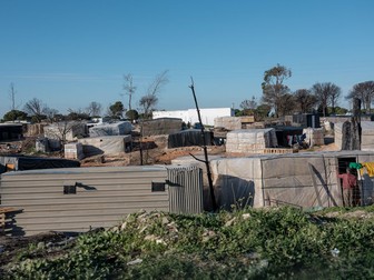 Tabără ilegală cu imigranți din Maroc și Africa Subsahariană