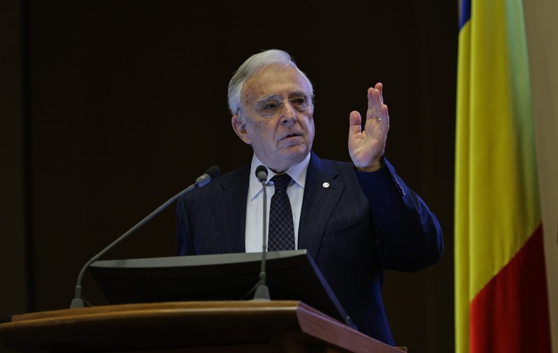 Jocurile setei (de putere). Cine e Setilă?
