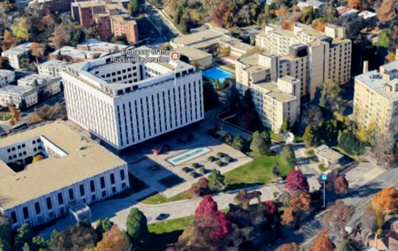 Diplomaţii ruşi expulzaţi au părăsit ambasada de la Washington