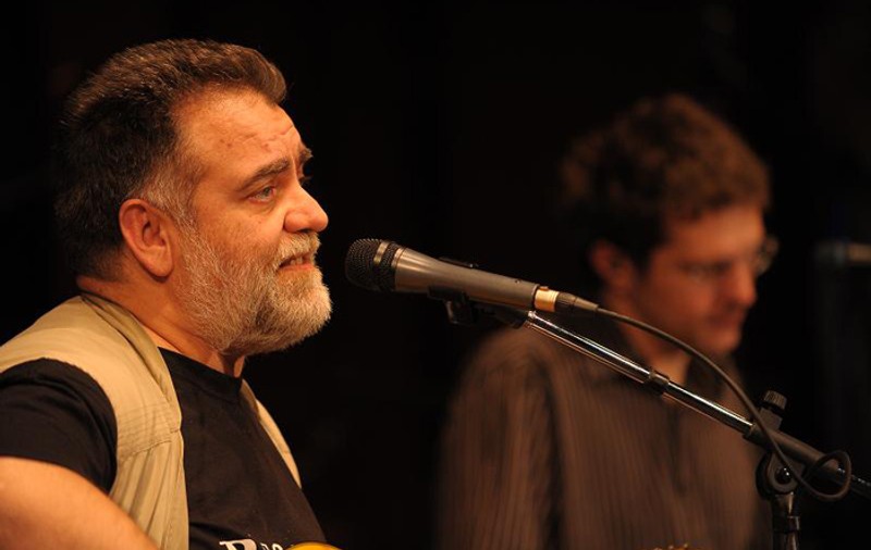 Alexandru Andrieş lansează mâine albumul cu numărul 69