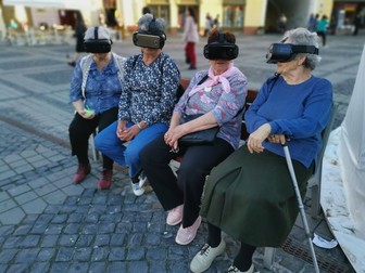 Fotografie realizată de Rareș Helici, preluată de The Guardian