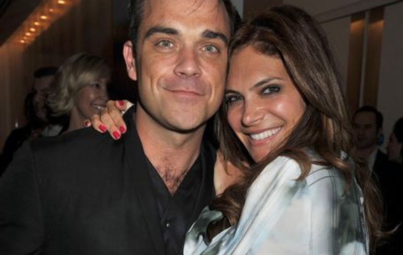 Robbie Williams şi Ayda Field vor pleca în luna de miere