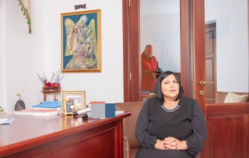 REPORTAJ: Stă într-o garsonieră, dar s-a împrumutat la bănci ca să-i ajute pe copiii abuzați. Psihologul Ionica Popescu a ridicat din banii ei primul centru medical de psihiatrie din Vrancea/ FOTO