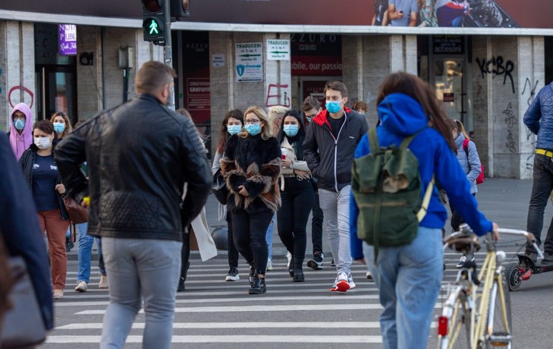 Centrul European de Prevenire și Control al Bolilor cere înăsprirea restricțiilor în UE, din cauza noilor mutații COVID