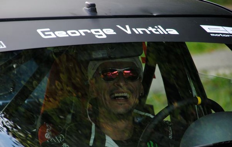 Foto | George Vintilă, pentru prima dată pilot profesionist de curse