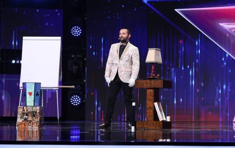 Cine e Magitot, finalistul de la „Românii au talent” 2021. Iată numele lui real