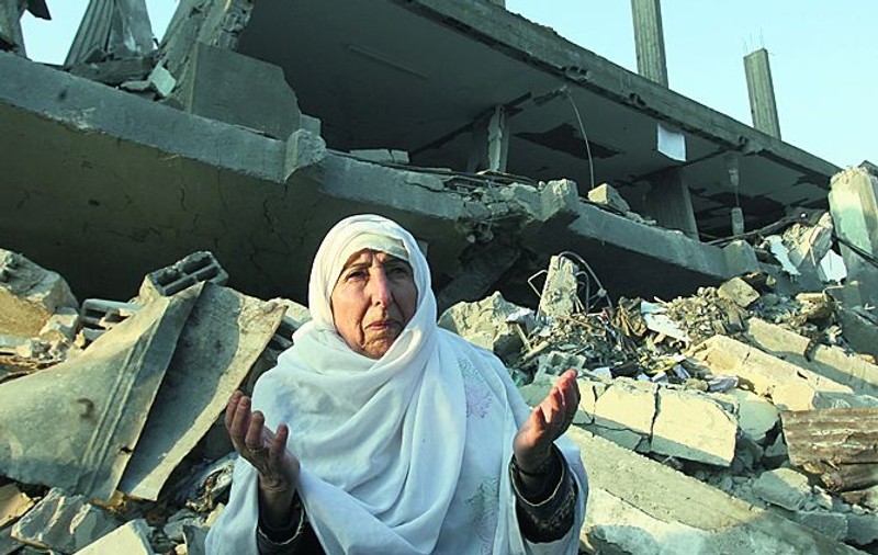 Românii din Gaza, speriaţi de moarte