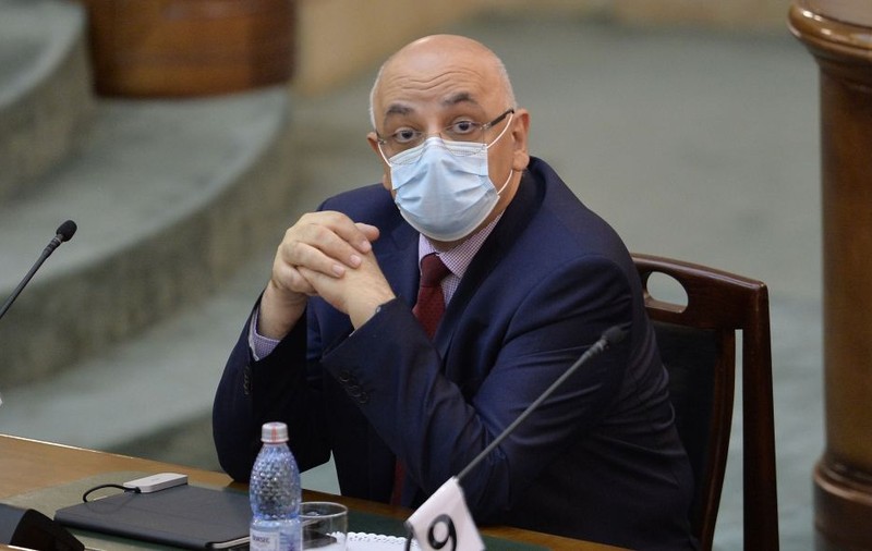 Raed Arafat: “Nici nu s-a publicat legea carantinării, că au început atacurile împotriva mea. Parcă am scris-o și am votat-o singur”