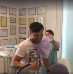 Liviu Vârciu a ajuns pe mâna medicului stomatolog. “Să fie panică”
