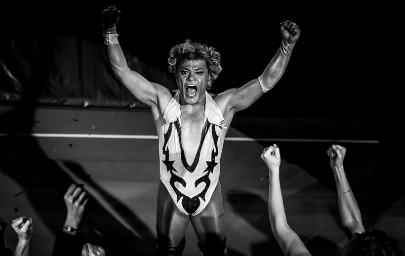 Un travestit face furori în wrestling! Feriți-vă! / GALERIE FOTO