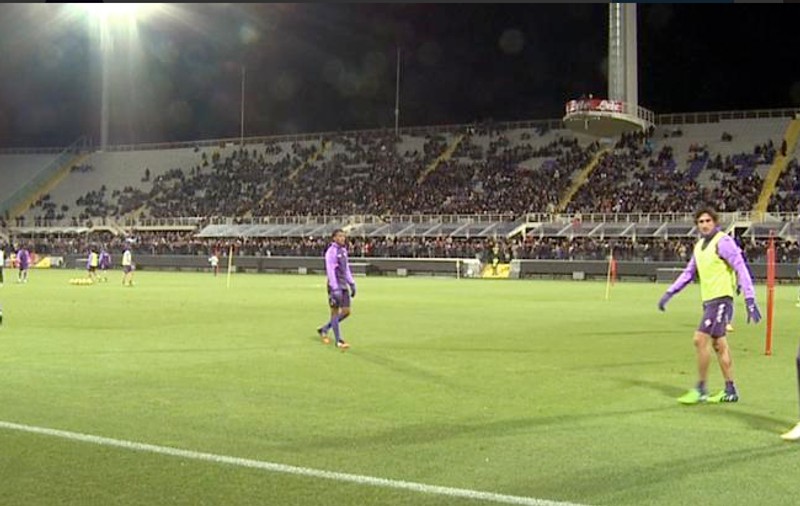 Tătăruşanu, antrenament cu 4.000 de fani la Fiorentina / VIDEO & FOTO