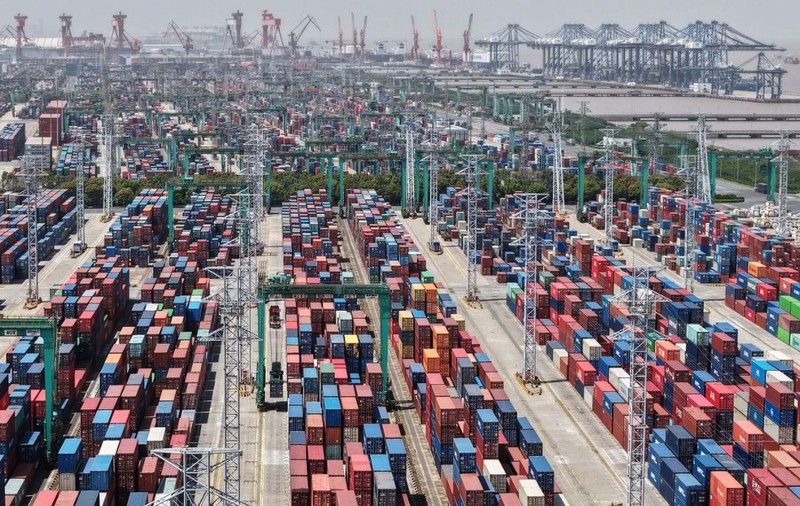 China minimalizează temerile legate de tarifele lui Trump: „Cerul nu va cădea”. Ce strategie are Beijingul