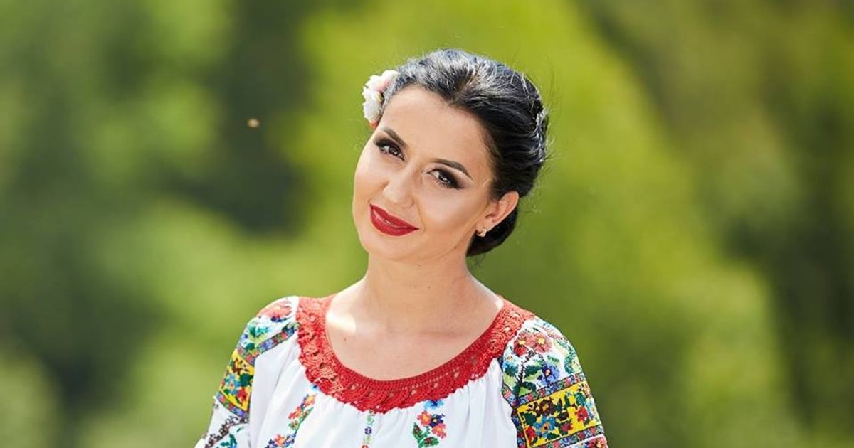 O interpretă de muzică populară, prietenă din studenție cu tânăra ucisă la metrou. Ce spune artista despre Alina Ciucu | FOTO