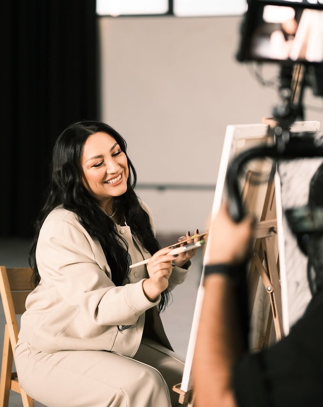 Ce s-a întâmplat după ce Andra a intrat într-un atelier de pictură. Mama lui Cătălin Măruță s-a implicat