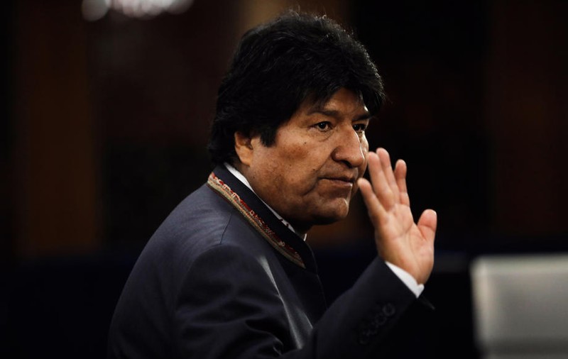 VIDEO | Evo Morales și-a dat demisia din funcția de președinte al Boliviei după proteste violente. „Renunţ”