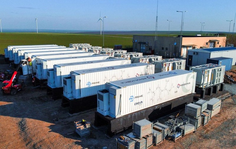 China oprește construcția de noi fabrici de baterii. Care este marea miză