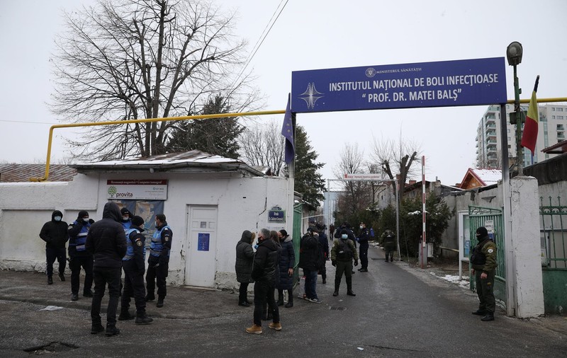 Care este starea pacienților transferați în alte spitale din Capitală, după incendiul de la „Matei Balș”