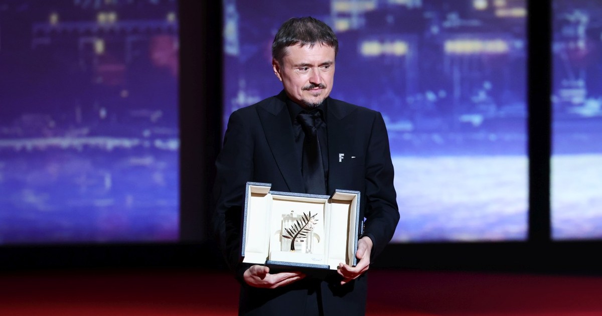 Cristian Mungiu a intrat în cercul restrâns al regizorilor care au câştigat de două ori prestigiosul premiu Palme d'Or