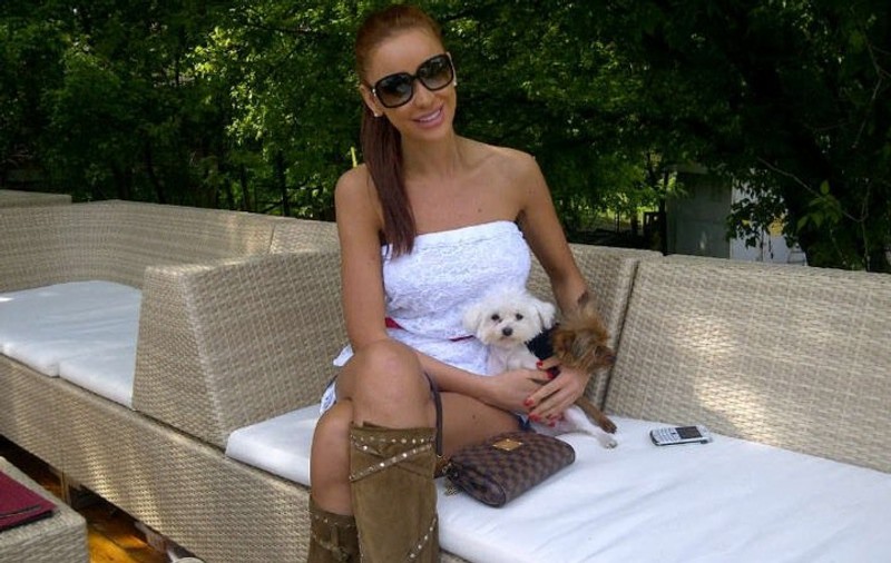 Bianca Drăguşanu, singură de Paşte! Vezi ce s-a întâmplat!