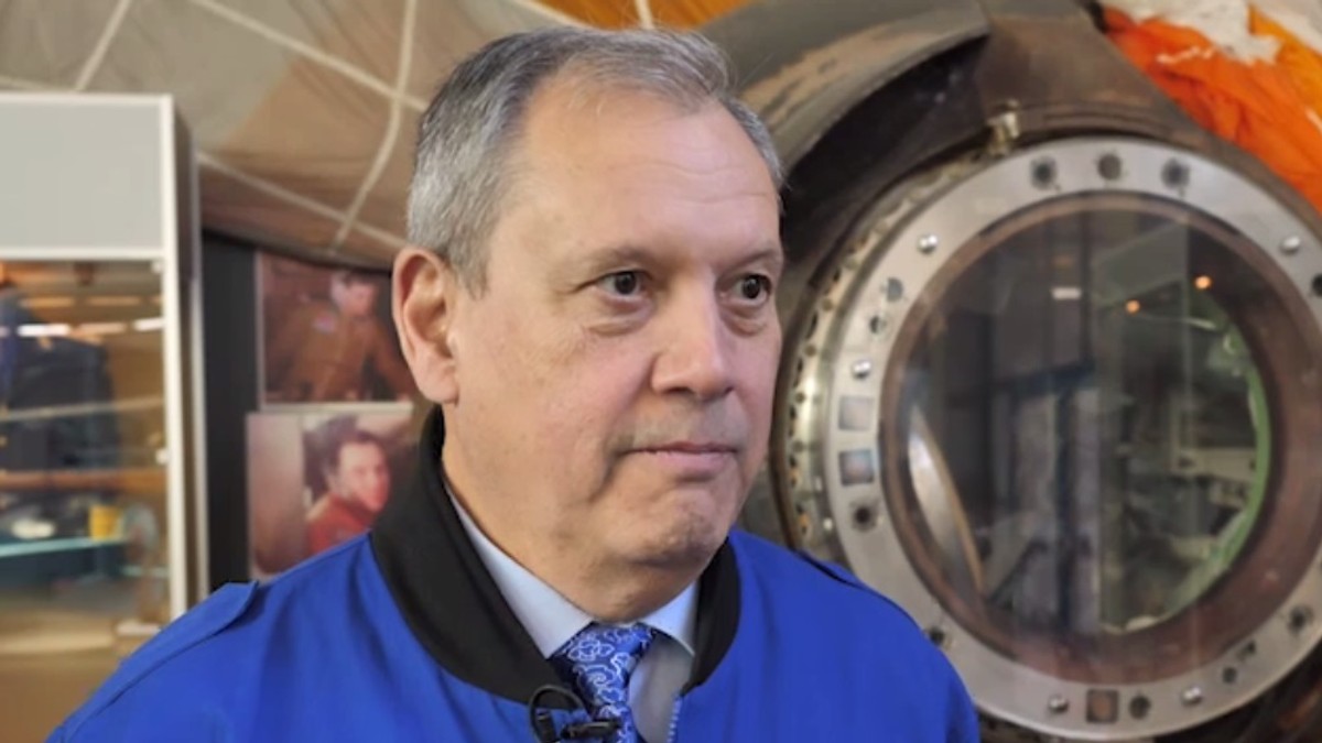 De ce devin românii asgardieni? Dumitru Prunariu, lângă capsula cu care a fost în spațiu