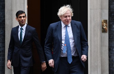 Rishi Sunak a fost adus pe scena mare a politicii britanice de fostul premier Boris Johnson | Foto: EPA