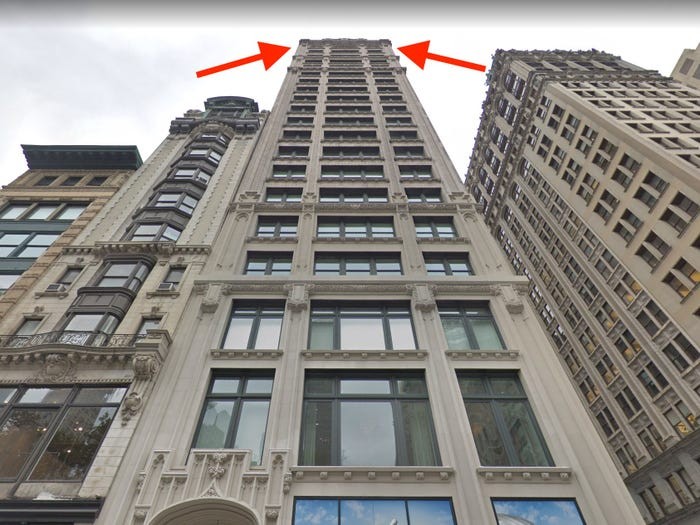 Alte apartamente deținute de CEO Amazon/ Google Maps