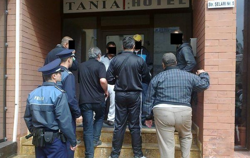 Poliţia, ÎN ALERTĂ în Centrul Istoric. Au apărut ŞUŢII