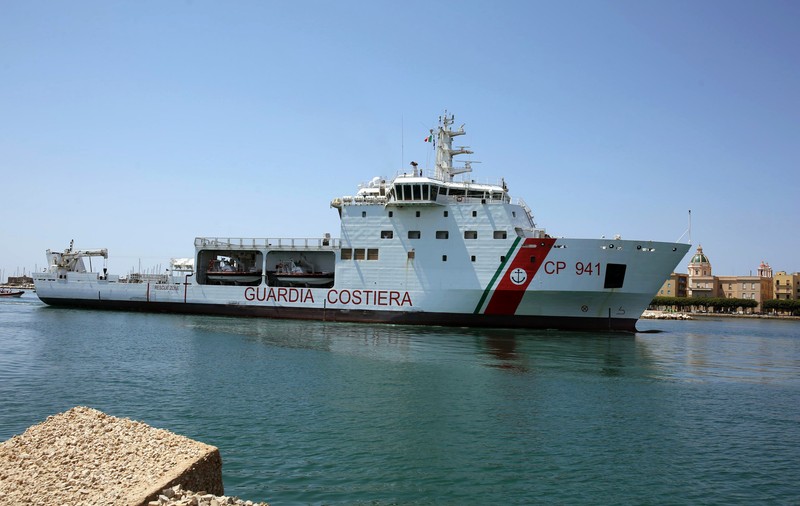 România și alte țări europene s-au oferit să primească mai mulți imigranți blocați într-un port din Italia
