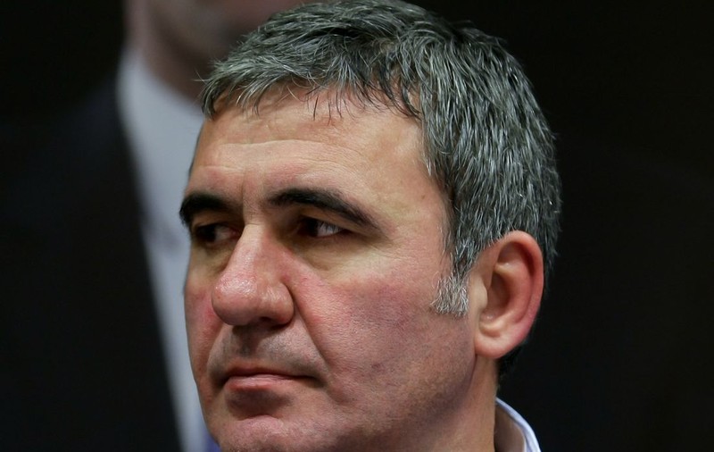Hagi îi răspunde lui Burleanu: "Nu sunt misogin!"