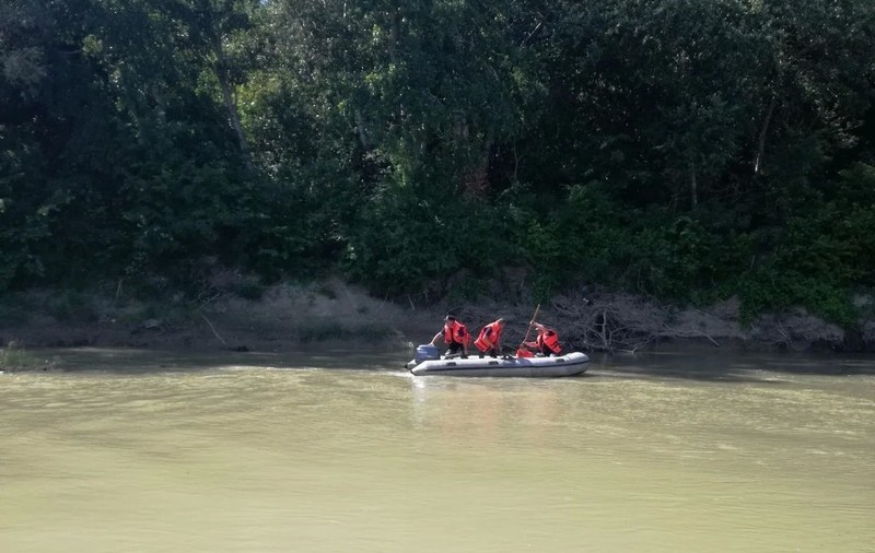 Copilul de 6 ani dispărut pe râul Ialomiţa a fost găsit mort, după două zile de căutări