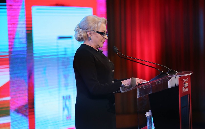 Dăncilă le transmite social-democraţilor: "Nu voi ceda!". Premierul, nicio vorbă despre amnistie şi graţiere!