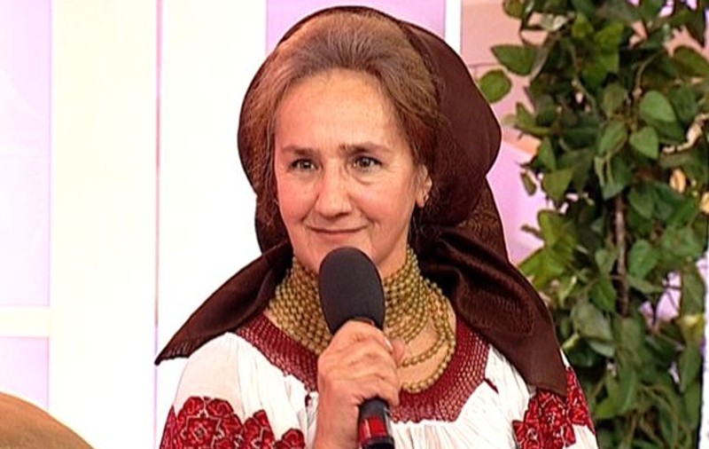 Sofia Vicoveanca, ACUZATĂ de sora ei că nu are suflet: "I-am crescut fiul, iar ei îi e jenă cu mine". Vezi REACȚIA HALUCINANTĂ a cântăreței