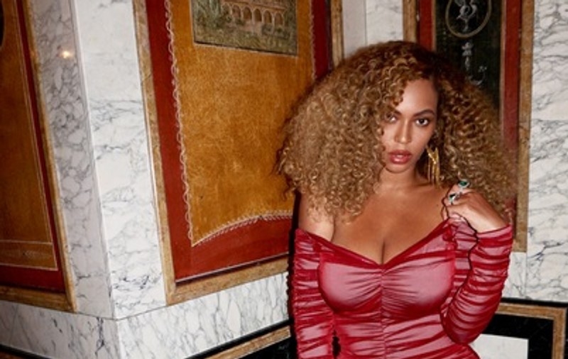 Beyonce, într-o formă fizică de invidiat la doar două luni după ce a devenit mamă de gemeni