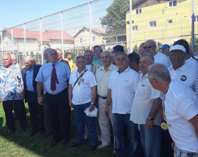 Bustul Marianei Lucescu, dezvelit la Pantelimon. A fost prima femeie-antrenor de rugby din lume / GALERIE FOTO