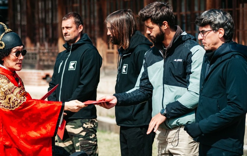 Câți bani ar fi primit Ștefan Floroaica și Alexandru Ion de la Antena 1, chiar dacă au pierdut finala Asia Express 2025