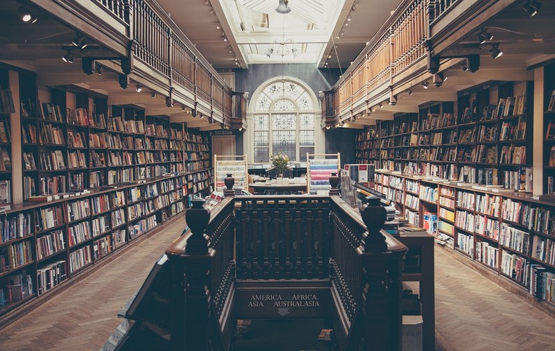 Lanțul de librării Barnes&Noble, cumpărat cu peste 600 de milioane de euro