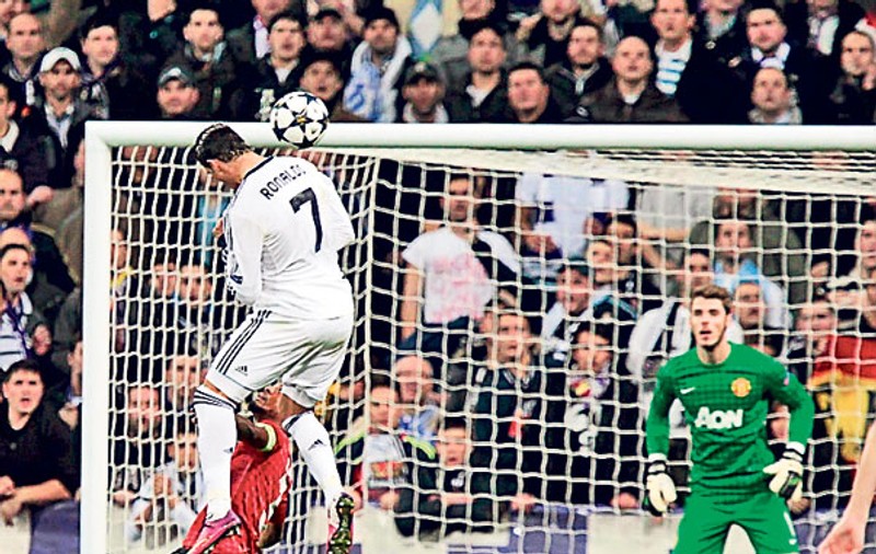 UAU! Ronaldo a dat gol de la trei metri înălţime!