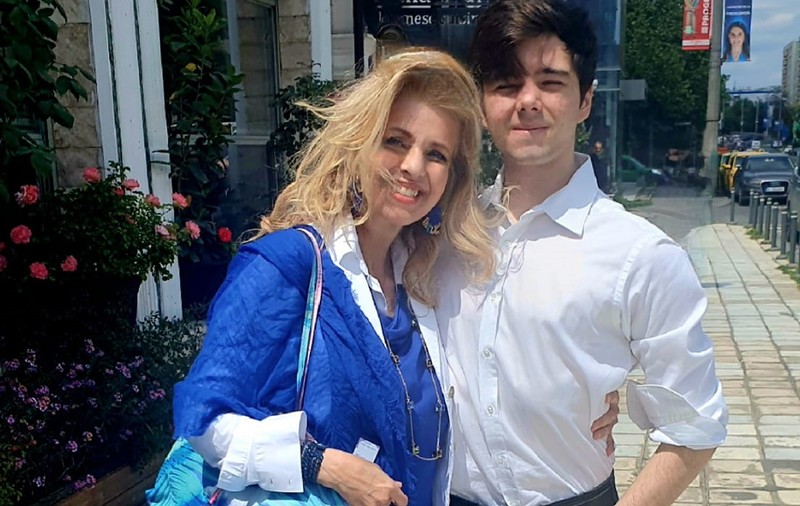 Fiul Biancăi Brad va studia în Italia. La ce facultate a fost acceptat și ce spune mama lui despre plecarea de acasă