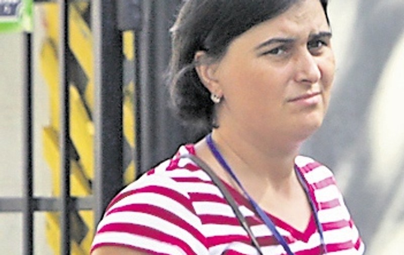 Directoarea de la Administraţia Străzilor şi-a pus cumnata casieră la  "Parcări"