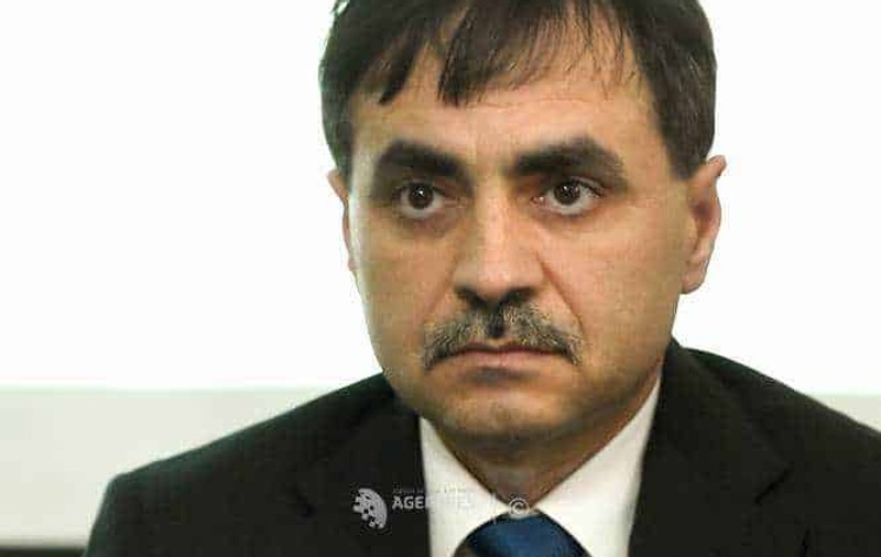 Moarte suspectă. Un fost director al Oltchim s-a sinucis. Polițiștii au deschis o anchetă