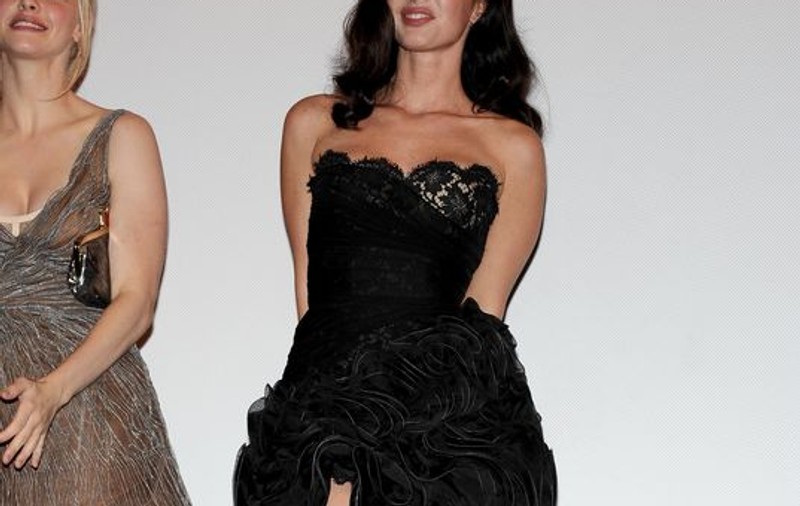 Ce picioare are Megan Fox!
