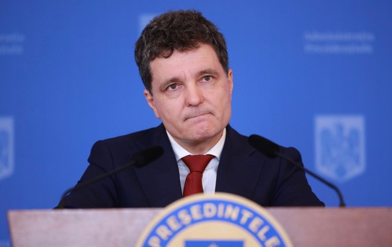 Ce ascunde poziția struțului a lui Nicușor Dan pentru nominalizările la șefia serviciilor secrete 