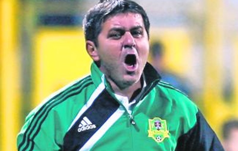 Lăcătuş către stelişti: "Jucaţi fără frică"