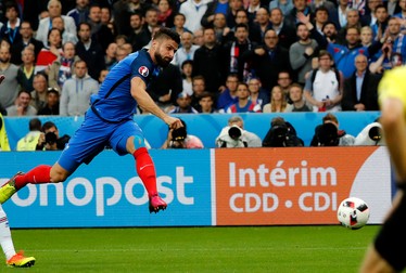 Olivier Giroud a deschis scorul FOTO: EPA