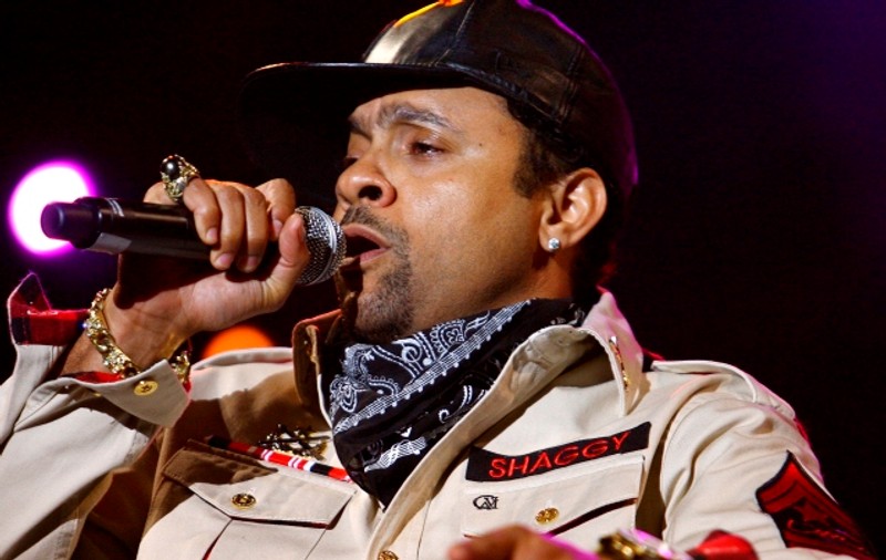 Shaggy, fericit să cânte în România